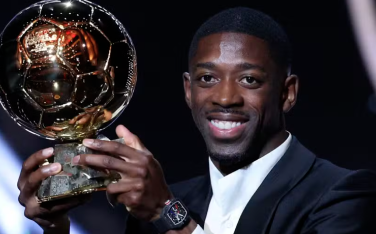 Dembélé pede aumento após Bola de Ouro