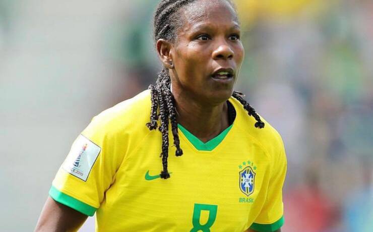 Essas meninas não podem dormir empregadas e acordar desempregadas”, diz Formiga em lançamento da Copa do Mundo Feminina 2027