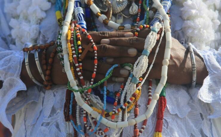 INCA lança cartilha “Saúde com Axé: mulheres negras e prevenção do câncer”